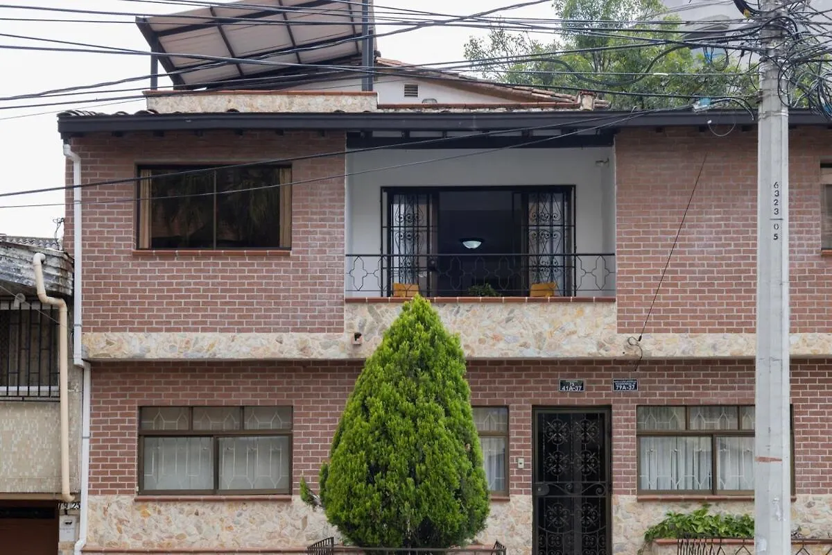 Holiday home Casa Amplia Y Acogedora En El Corazon De Laureles Villa Medellin Colombia