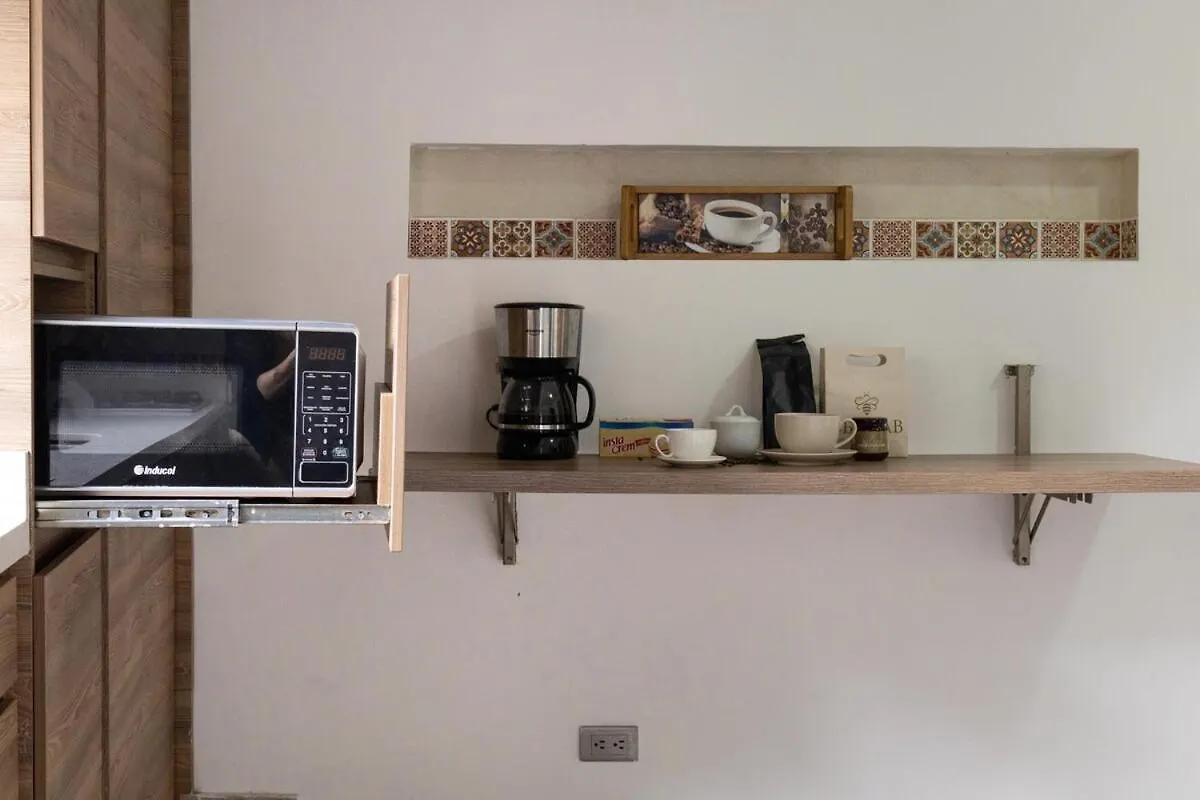 메딜린 Casa Amplia Y Acogedora En El Corazon De Laureles 빌라