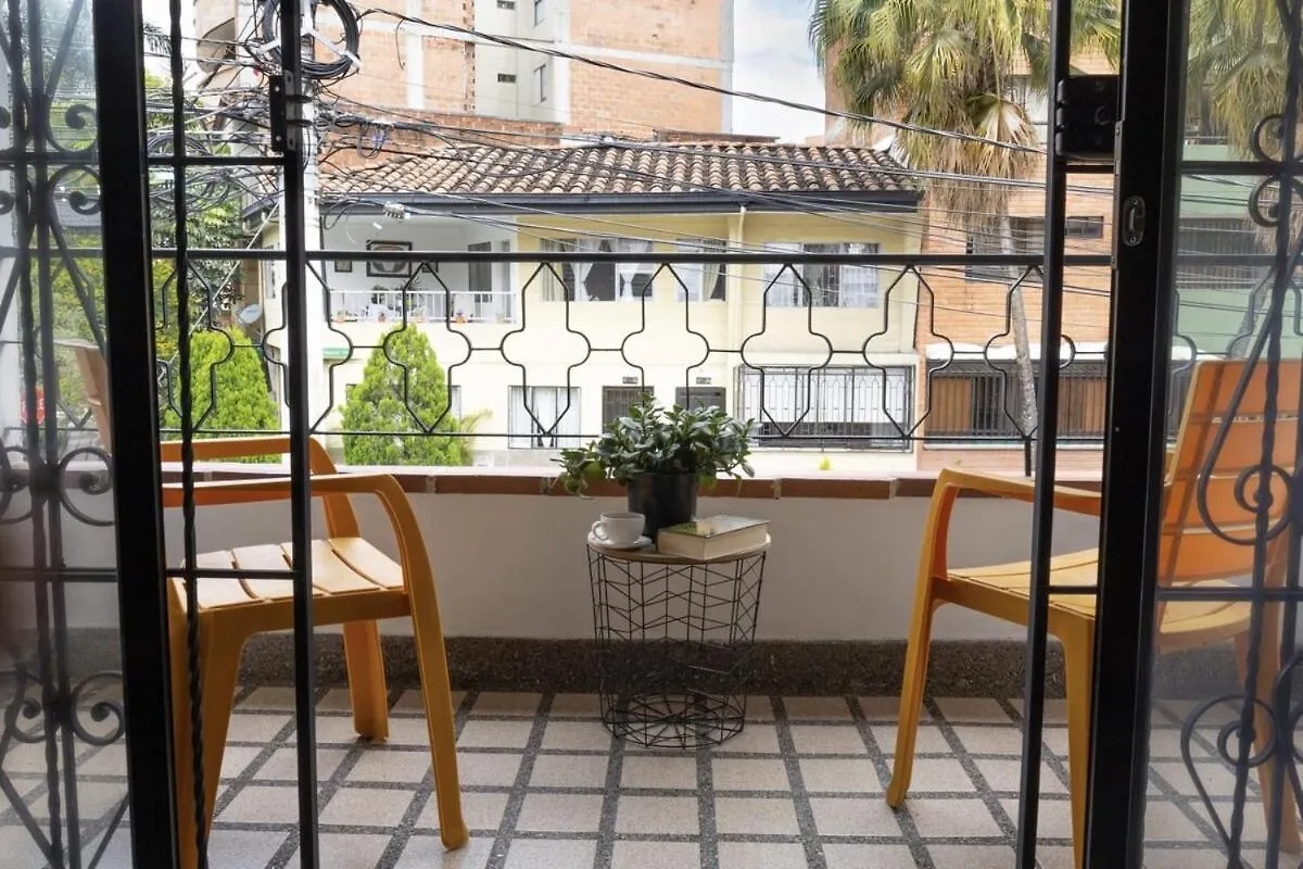 Casa Amplia Y Acogedora En El Corazon De Laureles Villa Medellin Holiday home