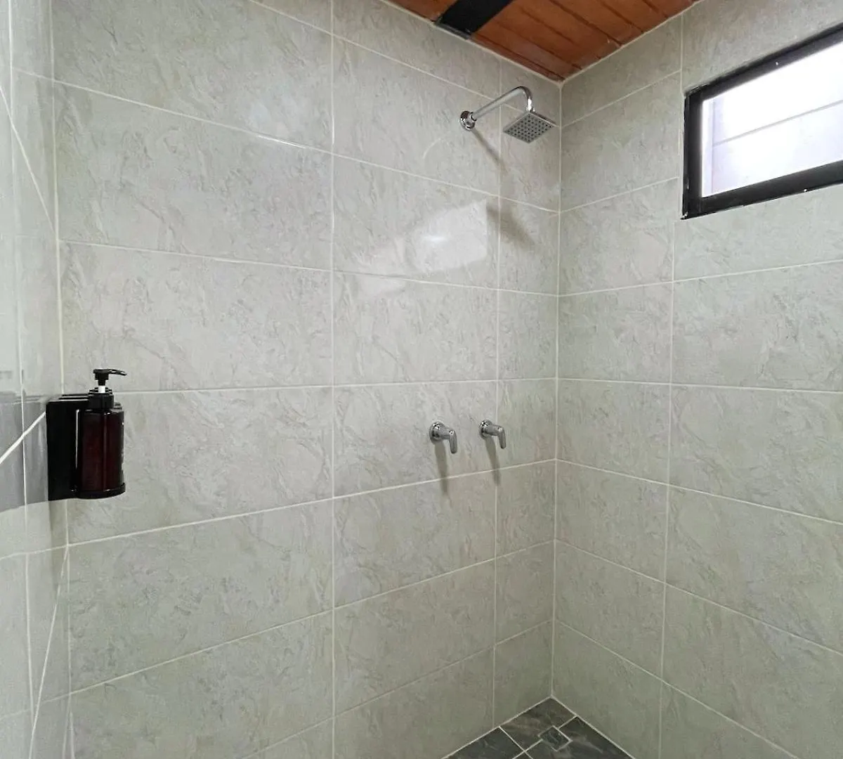 Casa Amplia Y Acogedora En El Corazon De Laureles Villa Medellin 0*,  Colombia