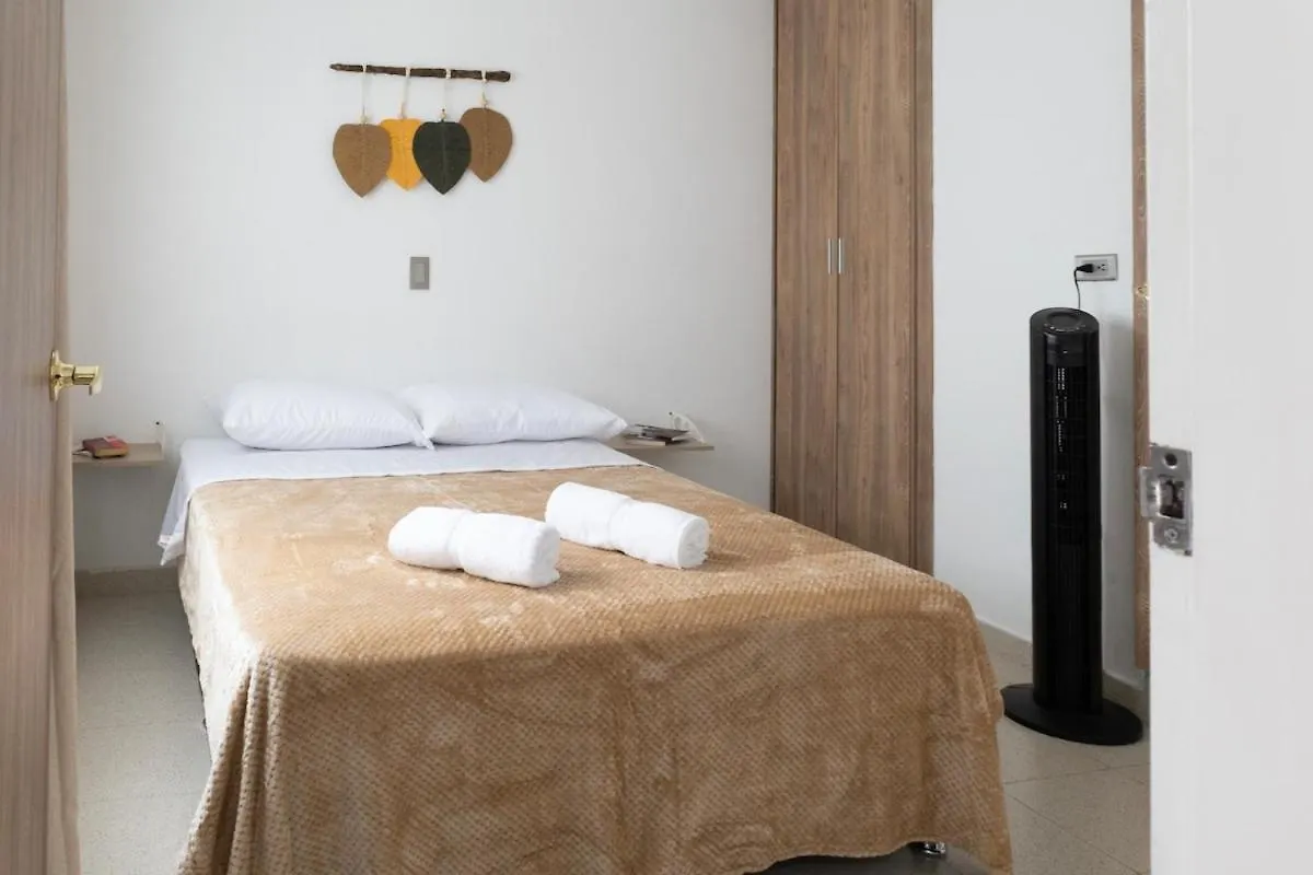 펜션 메딜린 Casa Amplia Y Acogedora En El Corazon De Laureles 빌라