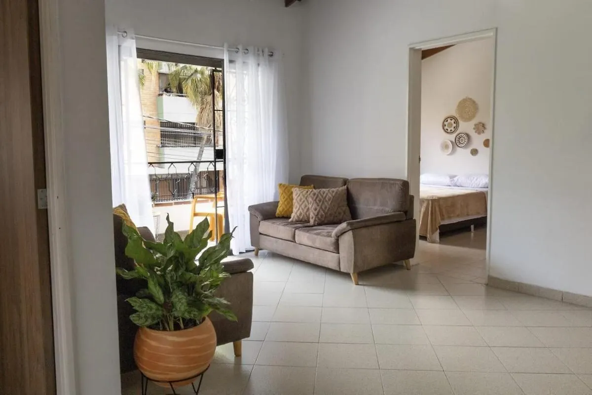 Casa Amplia Y Acogedora En El Corazon De Laureles Villa Medellin Holiday home