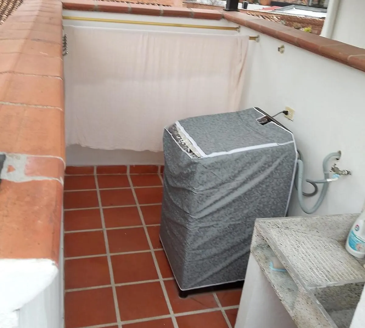 메딜린 Casa Amplia Y Acogedora En El Corazon De Laureles 빌라 펜션